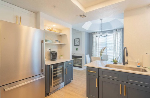 Kierland Condo | Walk to Kierland Golf! Remodeled 2BR Luxury Suite