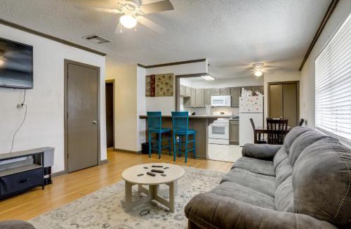 Highlands - Perkins House | Walk to LSU Campus & Bars! Condo w/Community Pool