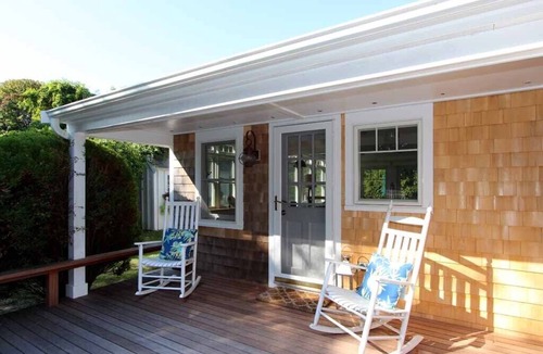 East Orleans Cottage | Walk to Nauset from this Cozy Cottage! (1206)