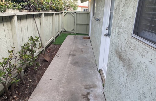 Oxnard Shores House | Walk to waves from lovely 3 bed 2 bath house