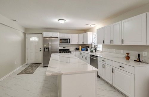 Riverdale Park House | Walkable Riverdale Park Retreat w/Gazebo!
