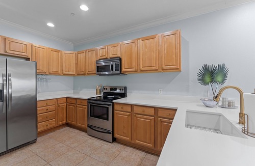 Orange Beach Condo | Walker Key 3-bedroom condo with boat slip-Orange Beach