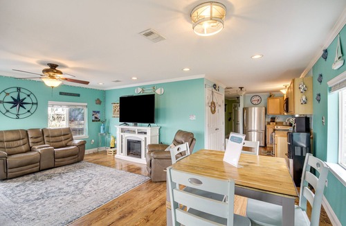 Shoreline Park House | Waterfront Bay St Louis Home w/Private Dock!