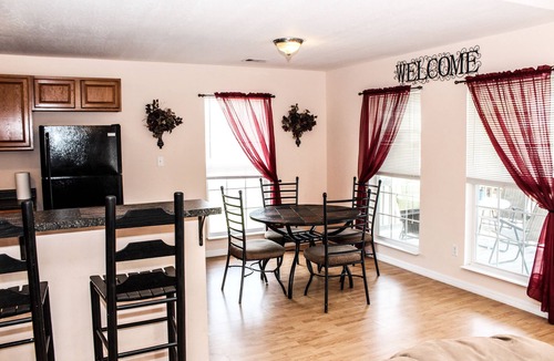 Shoreline Park House | Waterfront/Boat launch! Book Now! Located on a Bayou just off Bayou Lacroix