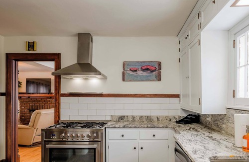 Kaukauna House | Waterfront House w/Patio Near Riverside Park