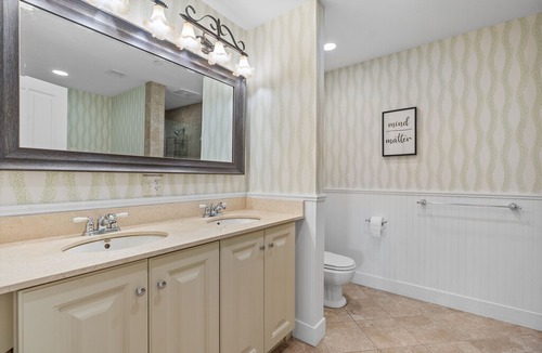 Falmouth Heights House | Waterfront Luxury Condo