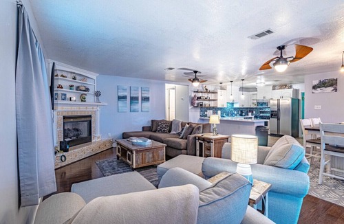 Gulfport House | Waterfront W/Private Dock Fishing Pet Friendly