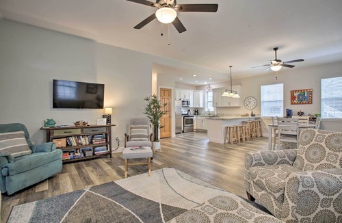 Waveland Cottage | Waveland Home Near Beach: Pets Allowed!