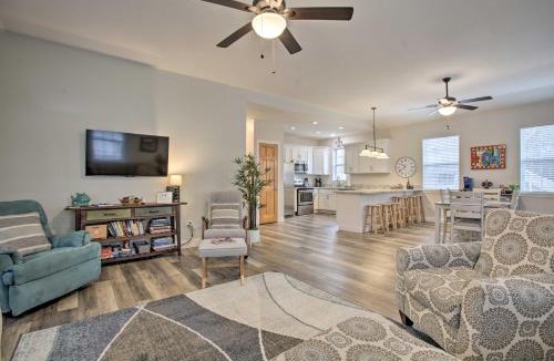 Waveland House | Waveland Home Near Beach: Pets Allowed!