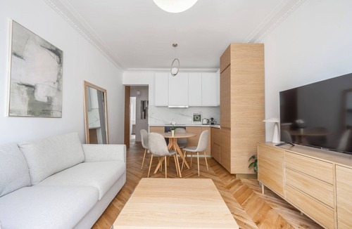 Quartier du Gros-Caillou Apartment | We Parisian * Invalides* Cozy Home