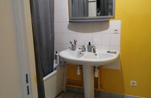 Drancy Centre Apartment | Weekend rental + school vacations