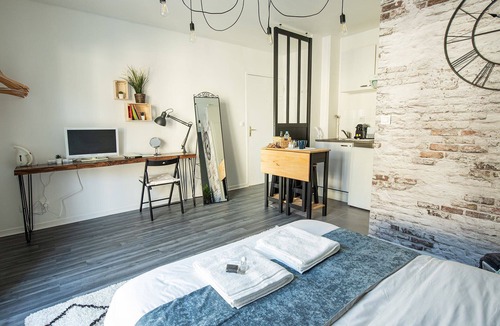 Moussy-le-Vieux Apartment | ❤️Welcome gifts ⭐️Disinfection ⭐️ 24/24 ⭐️ Free Internet