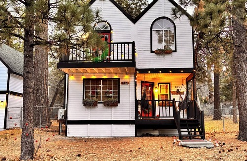 Sugarloaf Cabin | Welcome to my My Cozy Mushroom cottage !