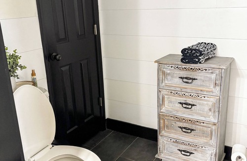 Red Bay Apartment | Welcome to our charming brick studio in the heart of downtown Red Bay!