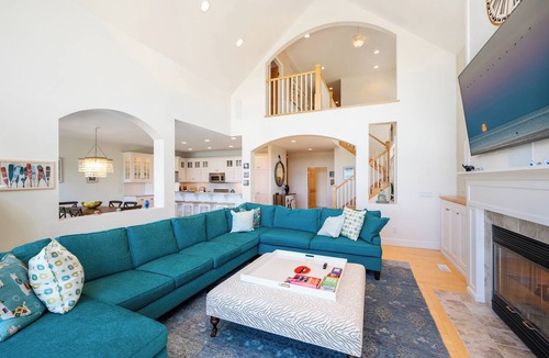 Baileys Harbor House | Welcome to Sunset on the Harbor, a year-round condo on the bay in Baileys Harbor