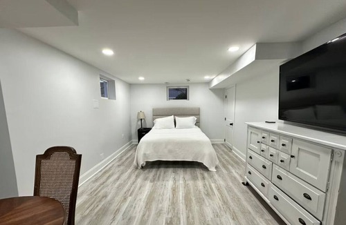 Bethesda Apartment | Welcoming 1-bedroom studio in charming Bethesda