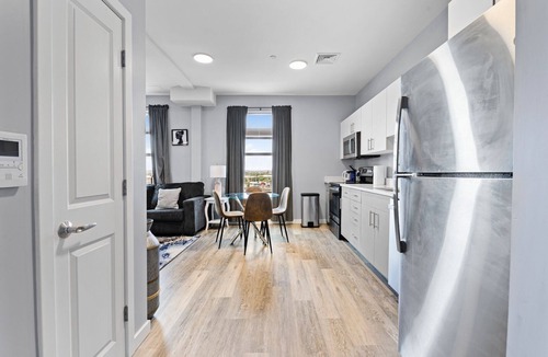 Everett Apartment | Welcoming 1BR Near Encore Boston r2k6