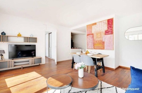 Saint-Lambert Apartment | Welcoming apartment - 3BR/6P - Near Convention