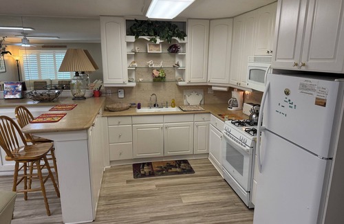 Carpinteria Condo | Welcoming One Bedroom Ground Floor condo with WiFi in charming Carpinteria