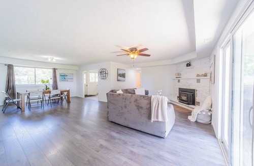 Carrying Place Cottage | Weller's Bay Waterfront Cottage