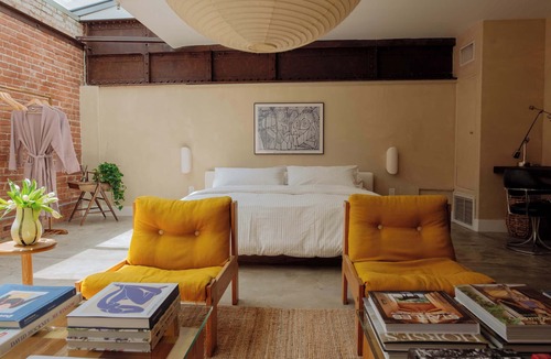 West Hollywood Bed & Breakfast | West Hollywood Loft: City Views & Modern Style