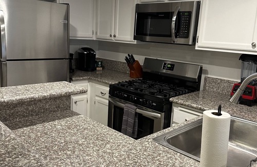 Beverly Hills Apartment | Westwood 2 bedroom near UCLA