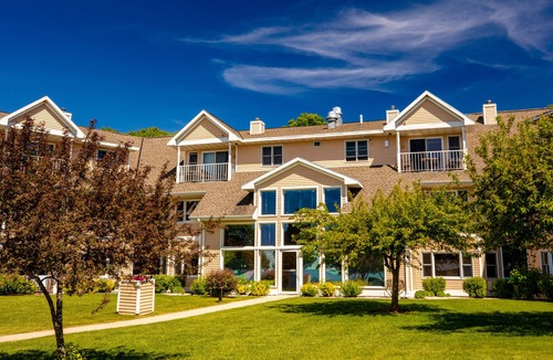 Sturgeon Bay Condo | Westwood Shores Waterfront Resort