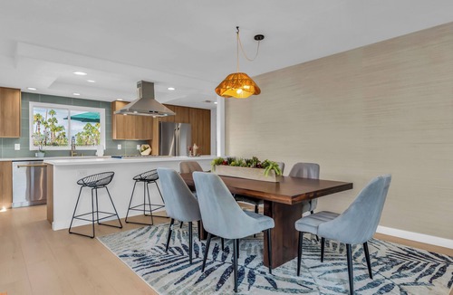 Palm Springs House | Wexler on Lakeside 4BR 3BA Mid-Century Modern w/pool on the Golf Course