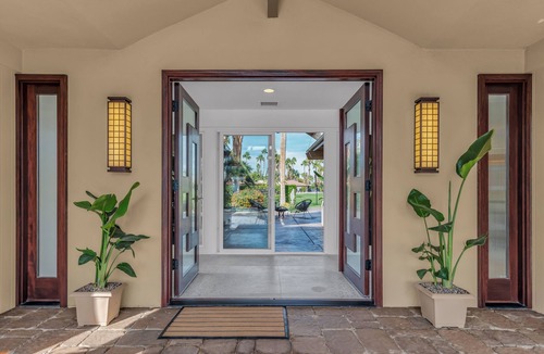 Palm Springs House | Wexler on Lakeside 4BR 3BA Mid-Century Modern w/pool on the Golf Course