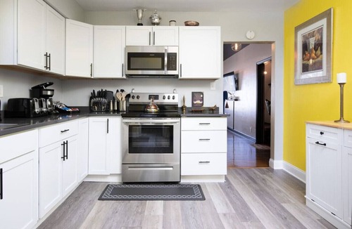 Appleton House | Whimsical Magic Renovated Home - Walk to Downtown from Atlantic St.