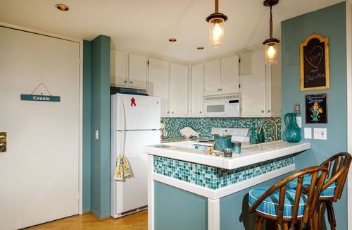 Townsite Condo | *White Water Views* On Beach In Dreamy Designer Unit