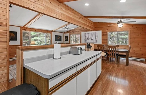 St Germain House | Whitetail Crossing - 3 Bedroom Lake-accessible cabin