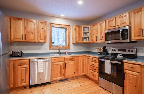Nisswa House | Wild Pines Getaway: Minutes from Paul Bunyan Trail and Downtown Nisswa
