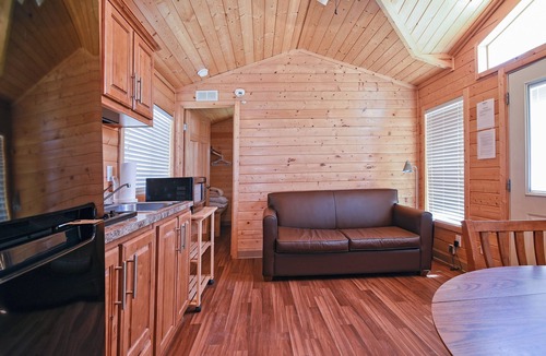 Menifee RV Rental | Wilderness Lakes RV Resort