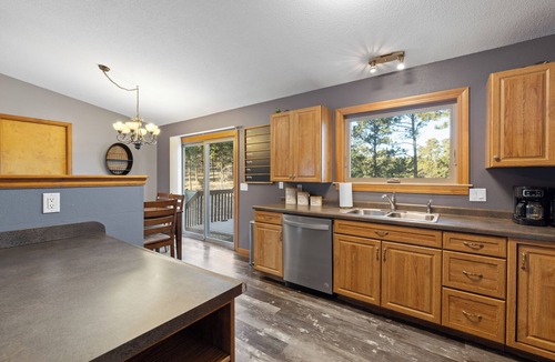 Colonial Pine Hills House | Wildlife Estates. Spacious 4-BR, Dog Friendly, Bonus-Game Rm, HotTub, Garage