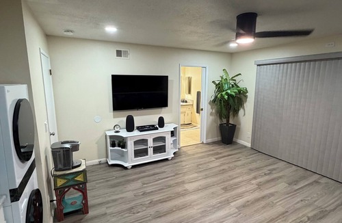 Santa Maria Apartment | Wine Country Retreat Private Entry