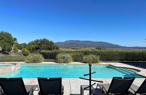Temecula House | Wine Estate - Private Pickleball, Solar Pool, Golf