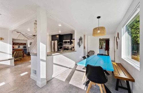 Fish Creek House | Wonderful 4-bedroom house with AC in Fish Creek