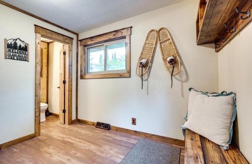 Woodruff House | Woodruff Home w/Lake Access & Pier, Near Town!