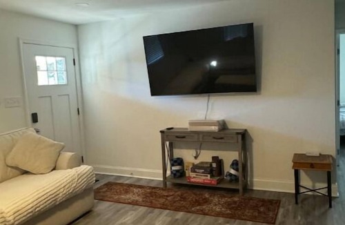 Gambrills House | Work Away from Work