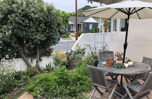 Sunset Park House | Writers House in Tree Lined Street
