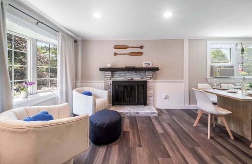 West Yarmouth House | Yarmouth Beach House: Hot Tub, Sauna & Fire Pit!