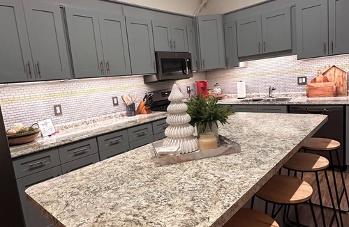 Friendship House | Your Home Away from Home in Friendship – 3 Bedrooms, Fireplace & More!