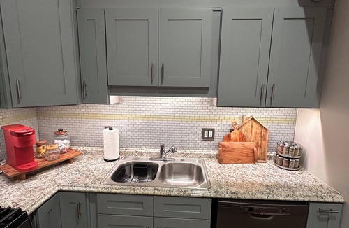 Friendship House | Your Home Away from Home in Friendship – 3 Bedrooms, Fireplace & More!