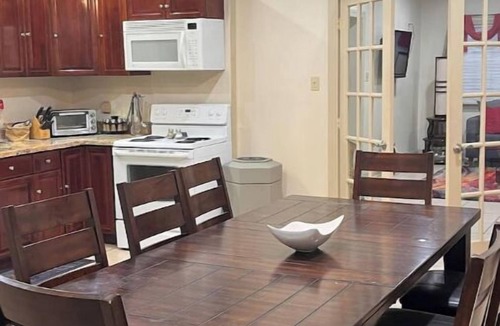 Saint Roch House | “Your Ideal Place, Your Home away from Home.”