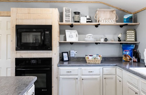 Williamson House | Zebra Ranch Vacation Rental | 1-BR Cottage Amazing Experience, Prescott | Mtn View Trails Rqt Ball