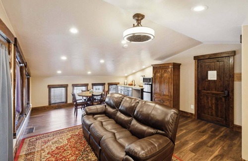 Hildale Cabin | Zion Cliff Lodge