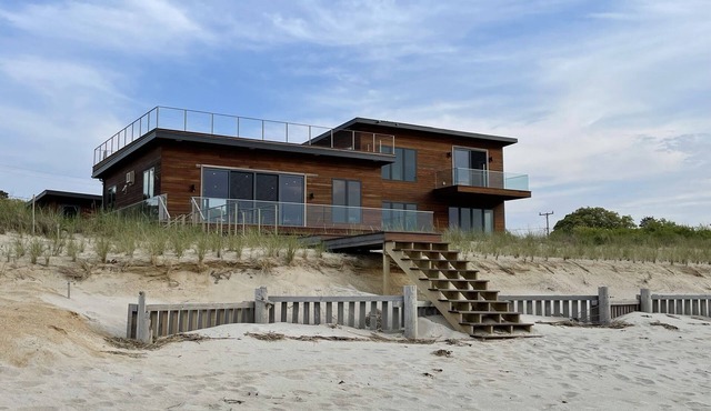 10 Million Beach House on the Dunes of Cape Cod Bay - New construction 2022