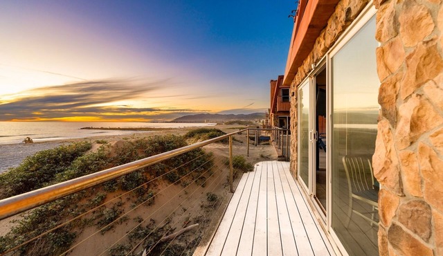 15% Off 30+ Stay! Toes On The Sand, Great Location