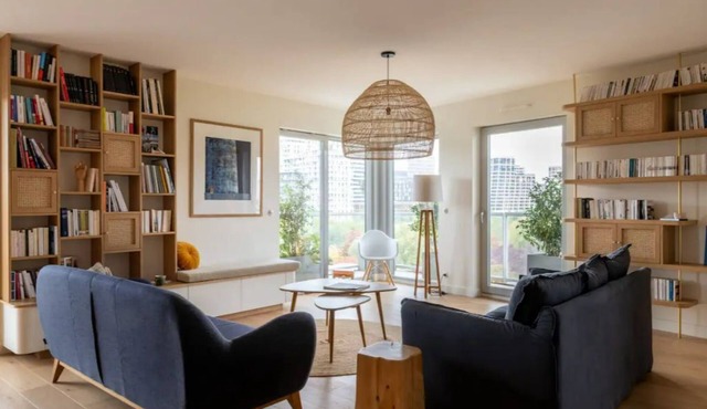 2 Bedroom Apartment in Paris